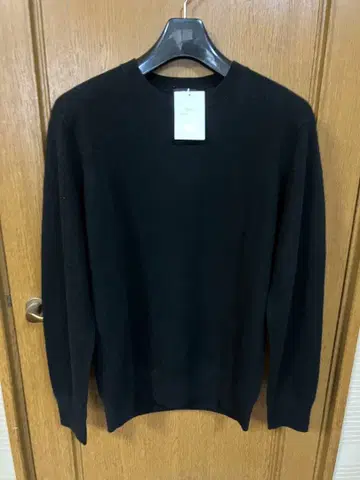 이번 시즌 구매 새상품 유니클로 캐시미어 크루넥 스웨터 M