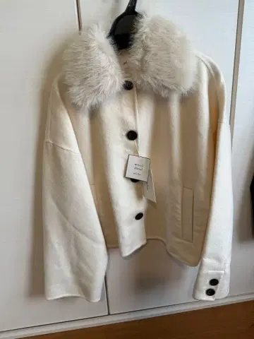 Mila Owen 아이보리 울 자켓