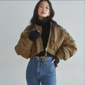 새상품 searoomlynn 2Pocket 숏 MA-1 카키