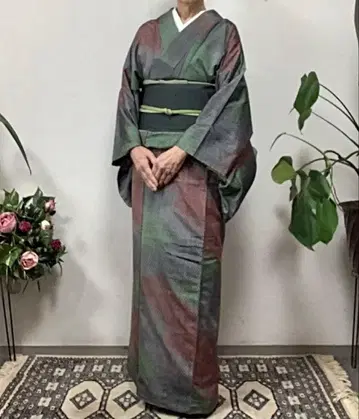 츠무기, 그린 계열.