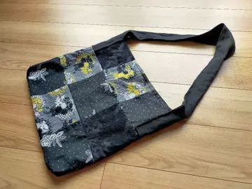 새상품급 코튼 하우스 아야 꽃 자수 블랙 베이스 코튼 백!!