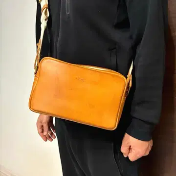 도치기 가죽 숄더 백 남성용 여성용