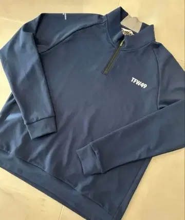 미사용 TFW49 하프 지퍼 모크 셔츠