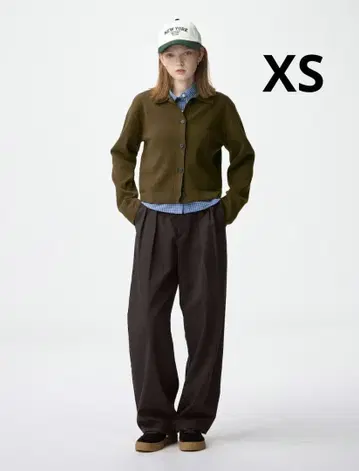 GU 치노 배럴 레그 턱 팬츠