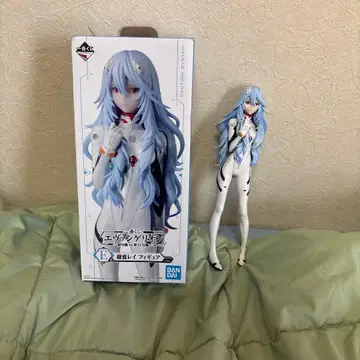 제일복권 E상 아야나미 레이 피규어 초호기 vs 제13호기