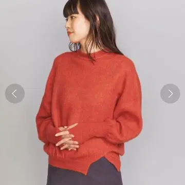 [ 12시간 이내 발송 ] [ 새상품 ] 사이드 슬릿 모크넥 니트 풀오버