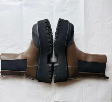 Mila Owen 사이드 고어 부츠 브라운 36cm