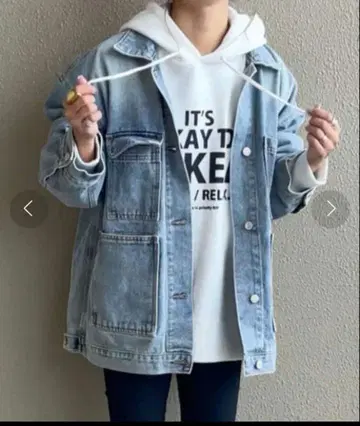 feepur by saya 로고 후드티 화이트