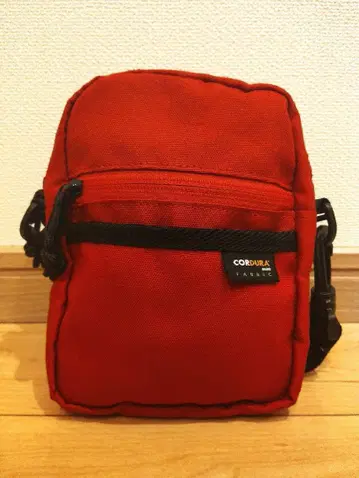 코듀라 레드 숄더백