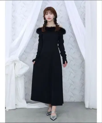 이토미 인조 모피 트리밍 원피스 오프숄더