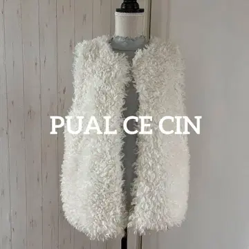 택 포함 새상품 PUAL CE CIN 화이트 퍼 베스트