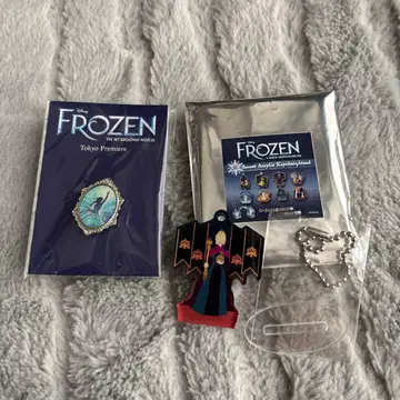 극단 사계 안나와 눈의 여왕 굿즈 엘사 세트