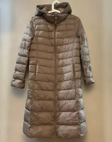 유니클로 울트라 라이트 다운 M 롱