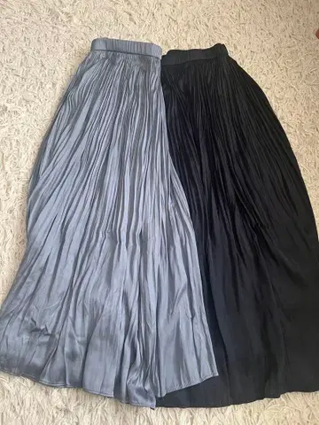 새틴풍 플리츠 스커트 2장 세트