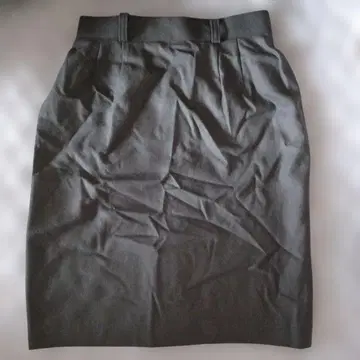 Femin Christian 타이트 스커트 다크 그레이 새상품 택 포함