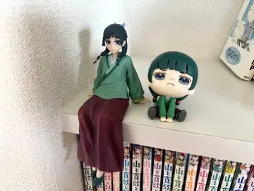 약사의 혼잣말 마오마오 큐룽하게 쳐다보는 포즈 피규어 2개 세트