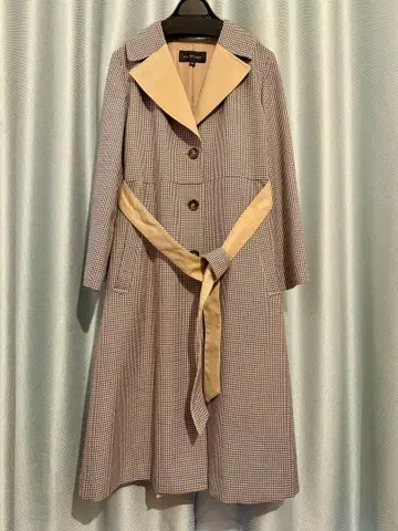 JILL STUART 체크 무늬 트렌치코트 M 사이즈