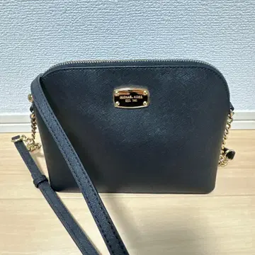 MICHEAL KORS 마이클코어스 돔형 숄더백