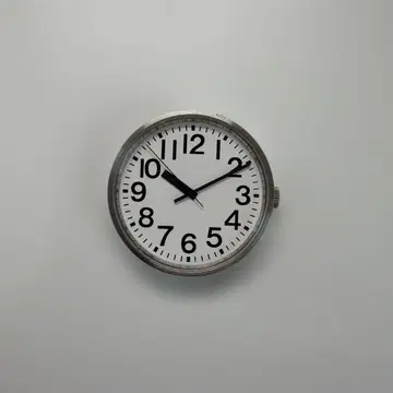 [ MUJI ] 공원 시계 / 자동 태엽 작동품