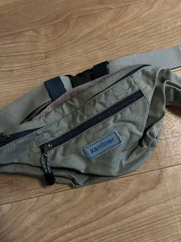 Karrimor 바디백 그레이 구제 의류 한국 y2k 아웃도어