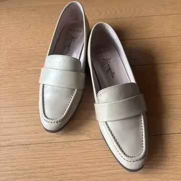 긴자 카네마츠 가죽 로퍼 24.5