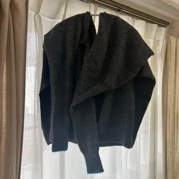 ZARA 25AW 오프숄더 니트 새상품 S사이즈