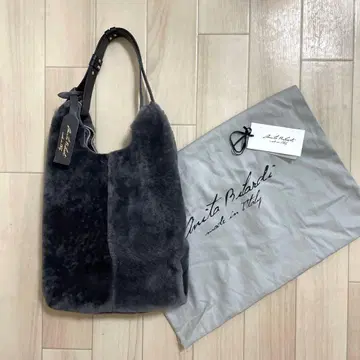 아니타 비랄디 무스탕 토트백 천연 소재 이탈리아제 그레이