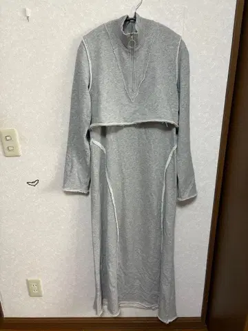 지나시스 롱 원피스 데미지