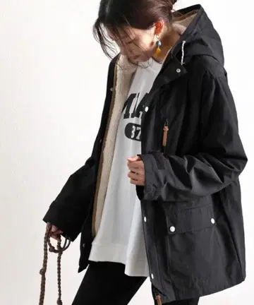 올 시즌 대활약 보아 라이너 3way 하이브리드 미들 기장 마운틴 파카