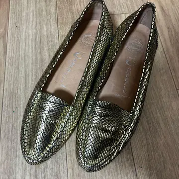 CAMPBELL 골드 플랫슈즈