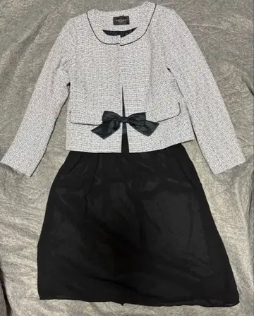 ARTICLE 트위드 리본 포함 자켓, 스커트 세트