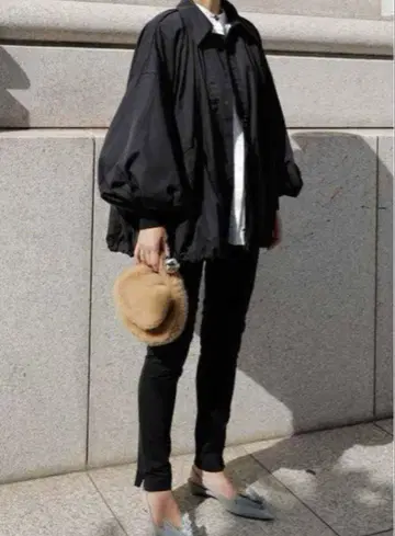 새상품급 machatt 마차트 개더 벌룬 블루종