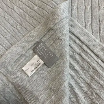 MARGARET HOWELL 그레이 케이블 니트 숄