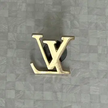 새상품급 PINTRILL 피인트릴 LV 일본 미발매 핀 배지