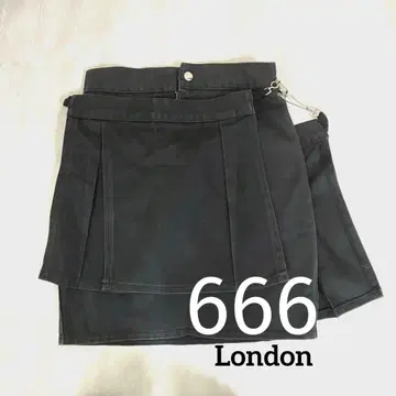 666 Punk 플랩 스커트