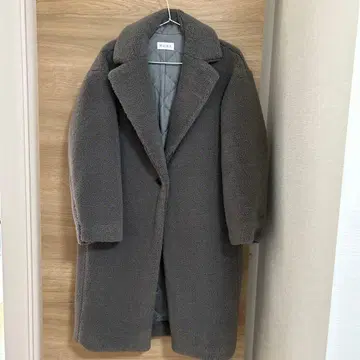 PLST 플라스테 보아 코트