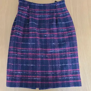 네이비/핑크 체크 타이트 스커트