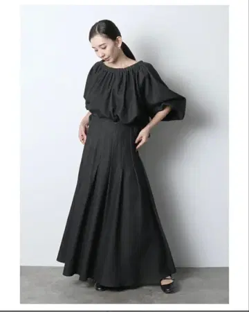 미리 meri 데님 턱 플레어 스커트 블랙