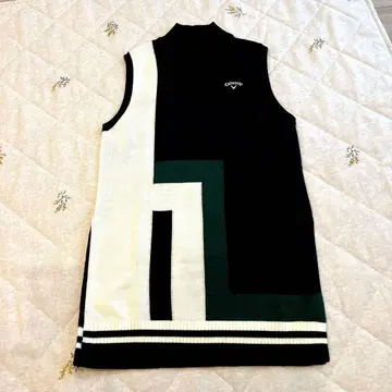 캘러웨이 슬리브리스 니트 터틀넥 베스트