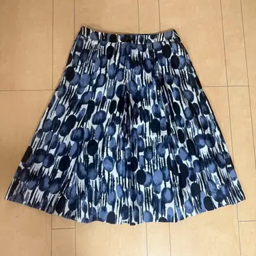 [ 새상품 ] 자유구 플레어 스커트 사이즈 38