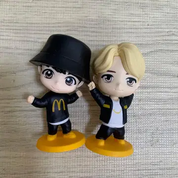 BTS 애니메이션풍 피규어 2체 세트 정국 지민