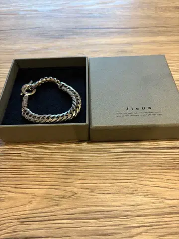 JieDa 실버 체인 팔찌 박스 포함