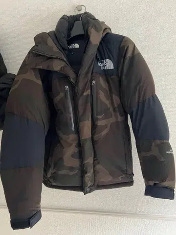 THE NORTH FACE 바르톨로 다운 자켓