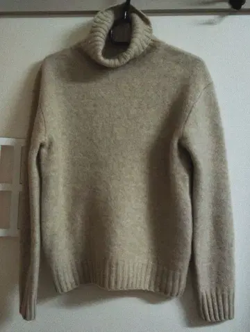 다나카 씨의 스웨터 arrows57 C.Tocculi 캐시미어 스웨터 S