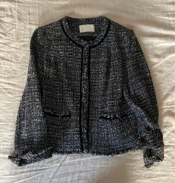 내추럴 뷰티 노카라 트위드 자켓