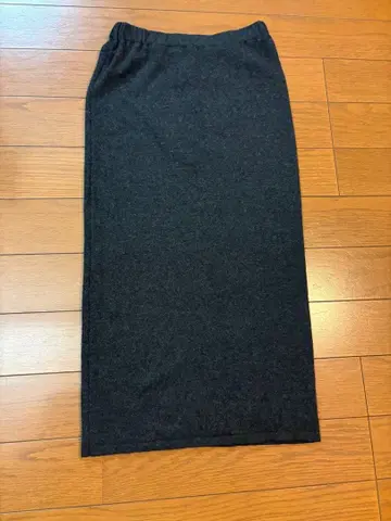 캐시미어 100% 다크 그레이 타이트 롱 스커트 M 상당