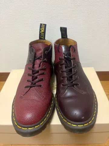 닥터마틴 엔지니어드 가먼츠 UK8 27cm