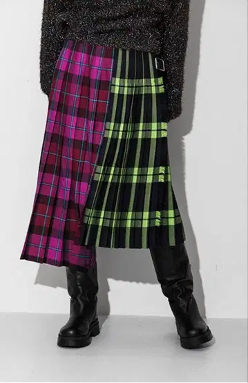 O'NEIL OF DUBLIN 어반 리서치 별주 플리츠 스커트