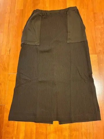 [ 새상품 택 포함 ] 시로야 이치간 도쿄 브라운 세미 타이트 롱 스커트