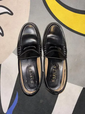 블랙 가죽 로퍼